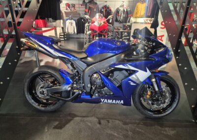 2005 Yamaha R1