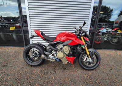 2021 Ducati Streetfighter V4S loaded with extras